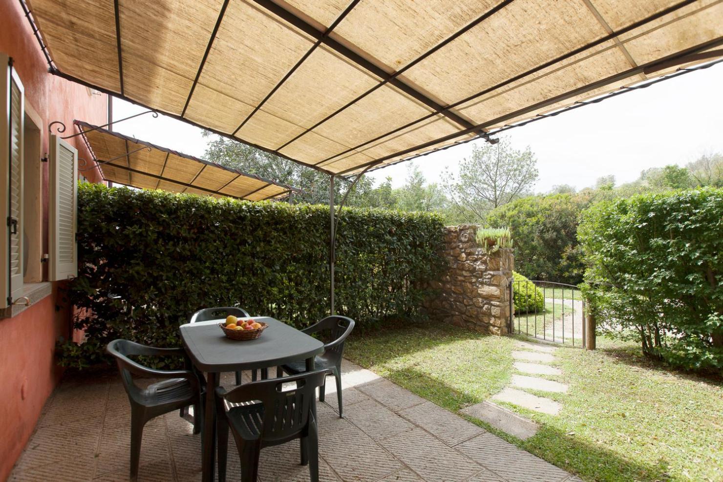 Agriturismo Bio Podere Doganelle Giuncarico Ngoại thất bức ảnh