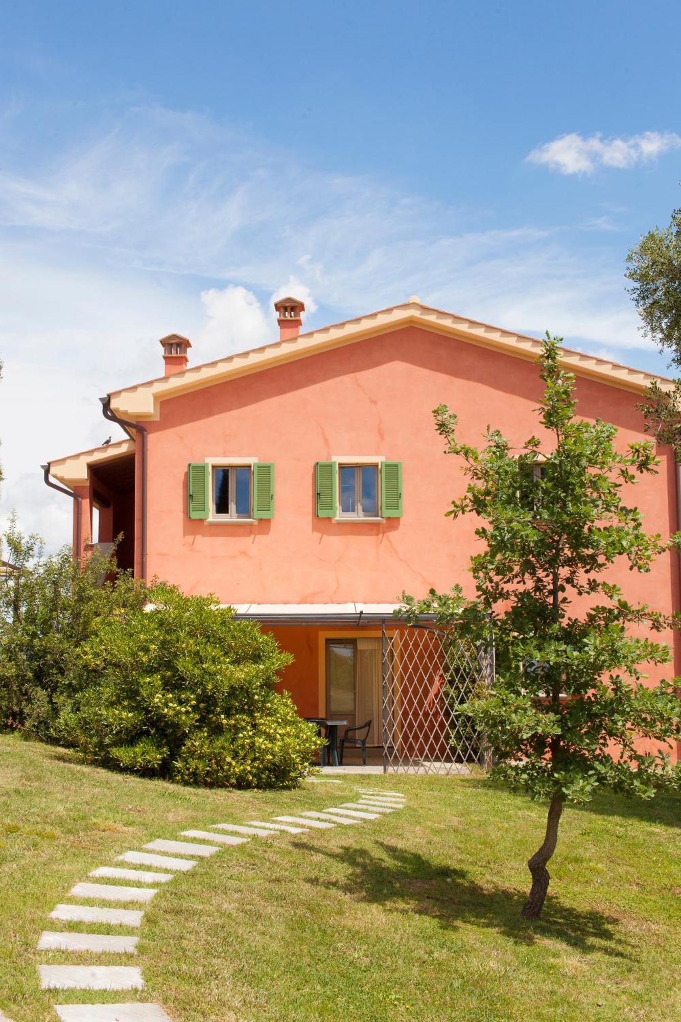 Agriturismo Bio Podere Doganelle Giuncarico Ngoại thất bức ảnh